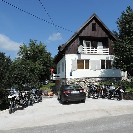 Guesthouse Nikola Plitvička Jezera Esterno foto