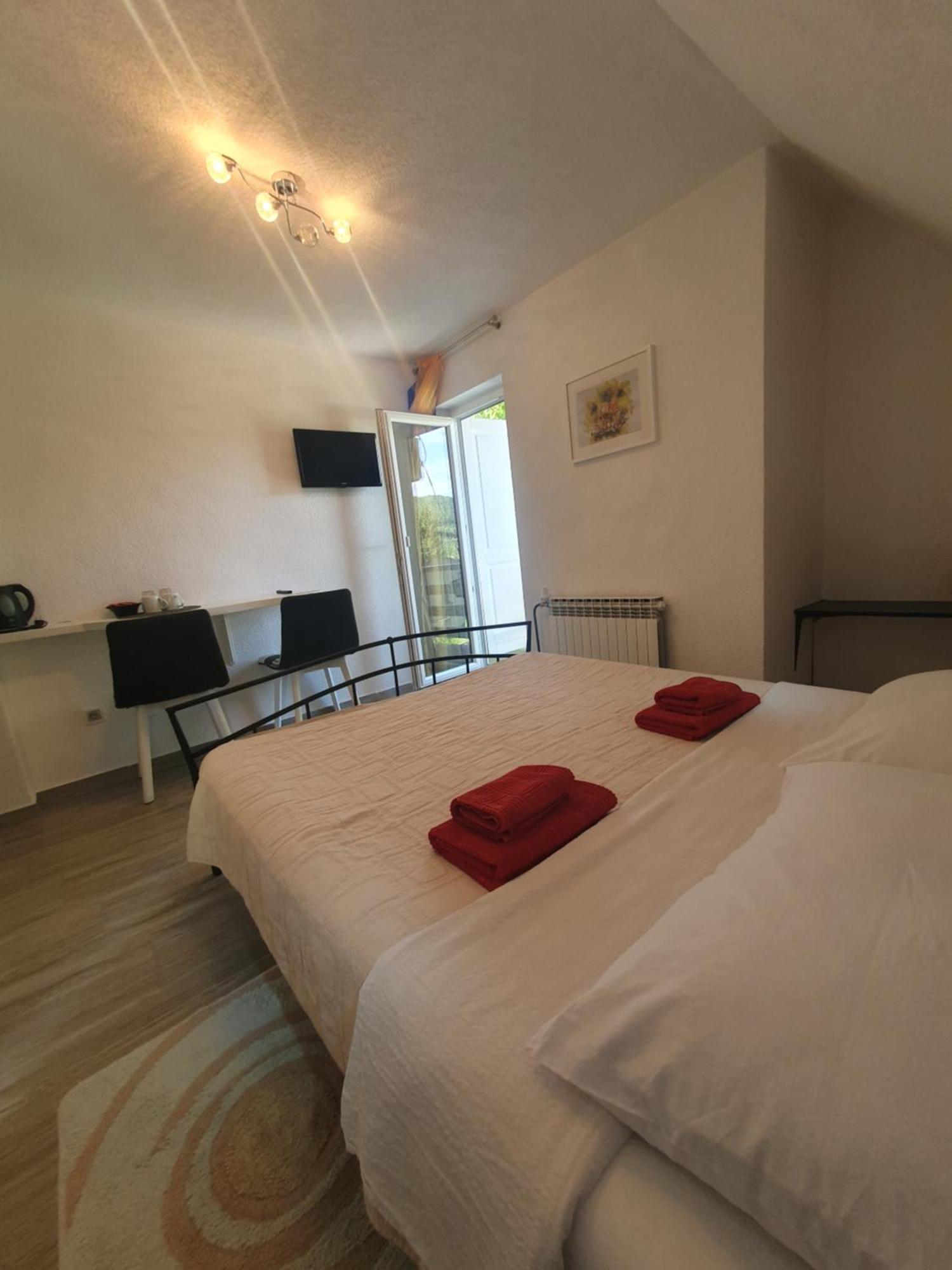 Guesthouse Nikola Plitvička Jezera Camera foto