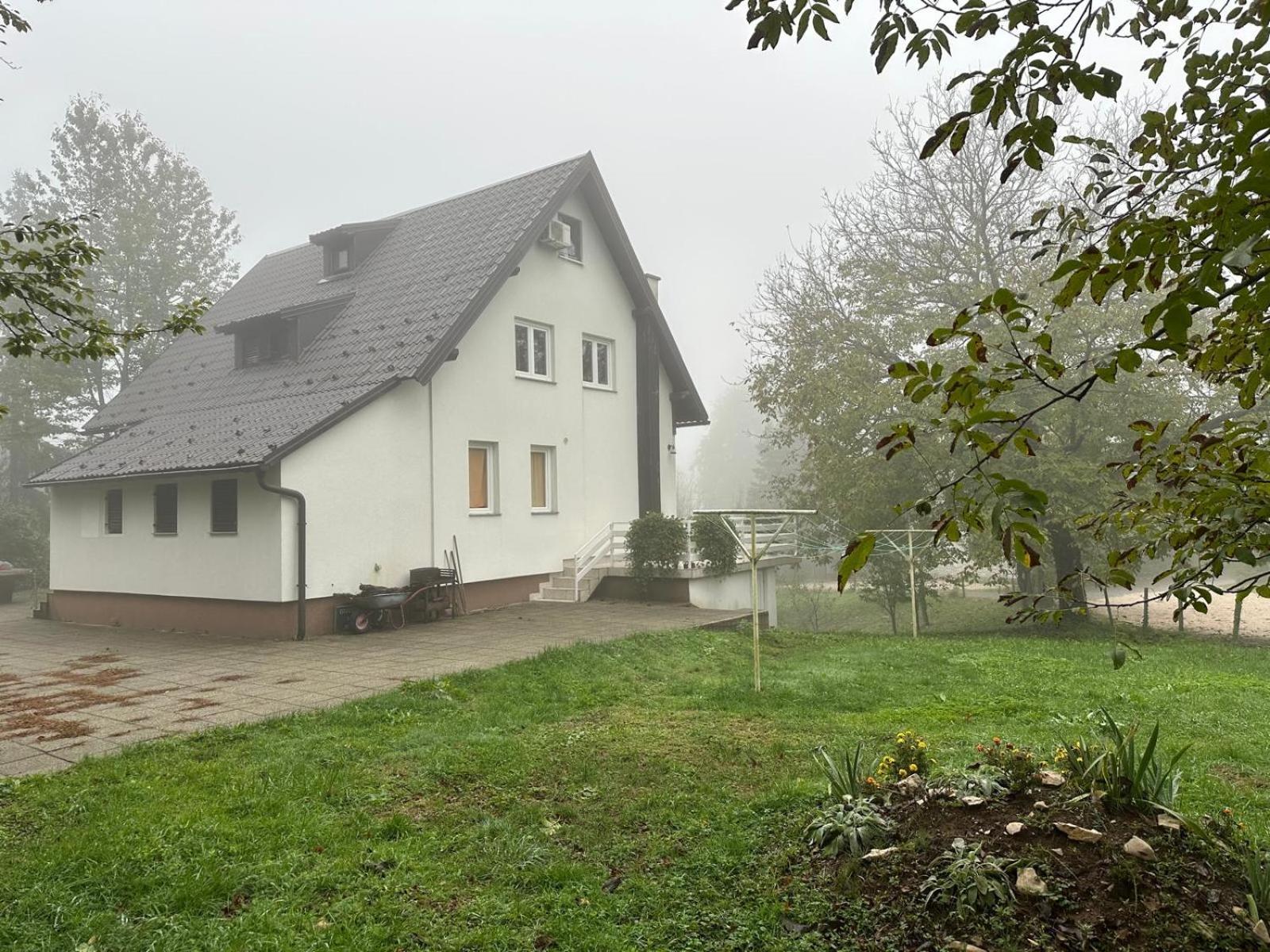 Guesthouse Nikola Plitvička Jezera Esterno foto